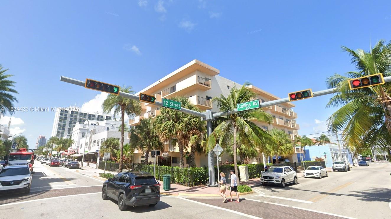 1150 Collins Ave #501