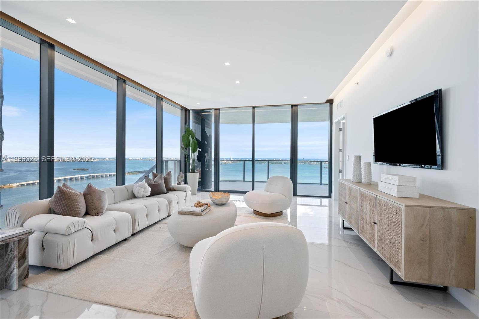 image Aria Reserve Miami3