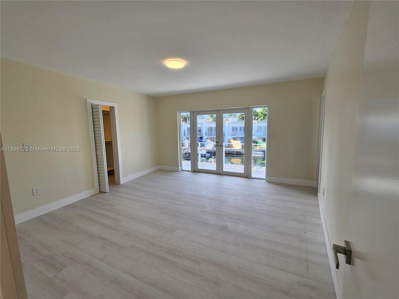 834 Raymond St Miami Beach, FL 33141