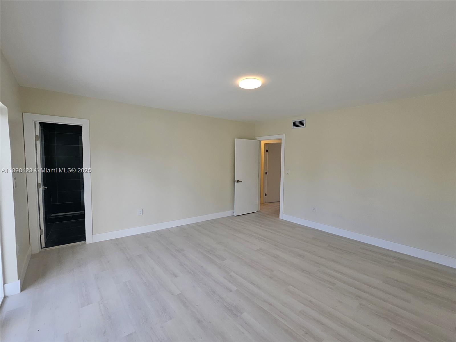 834 Raymond St Miami Beach, FL 33141