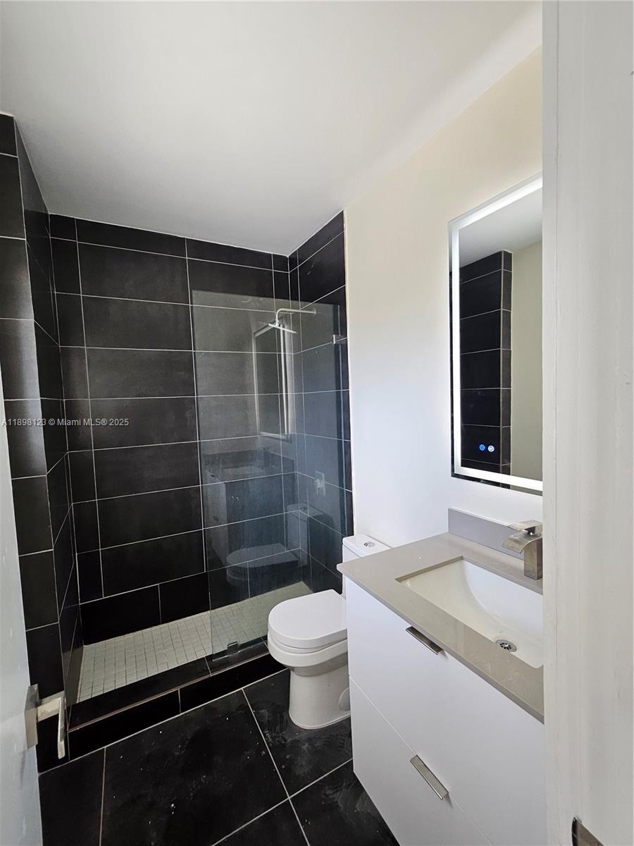 834 Raymond St Miami Beach, FL 33141