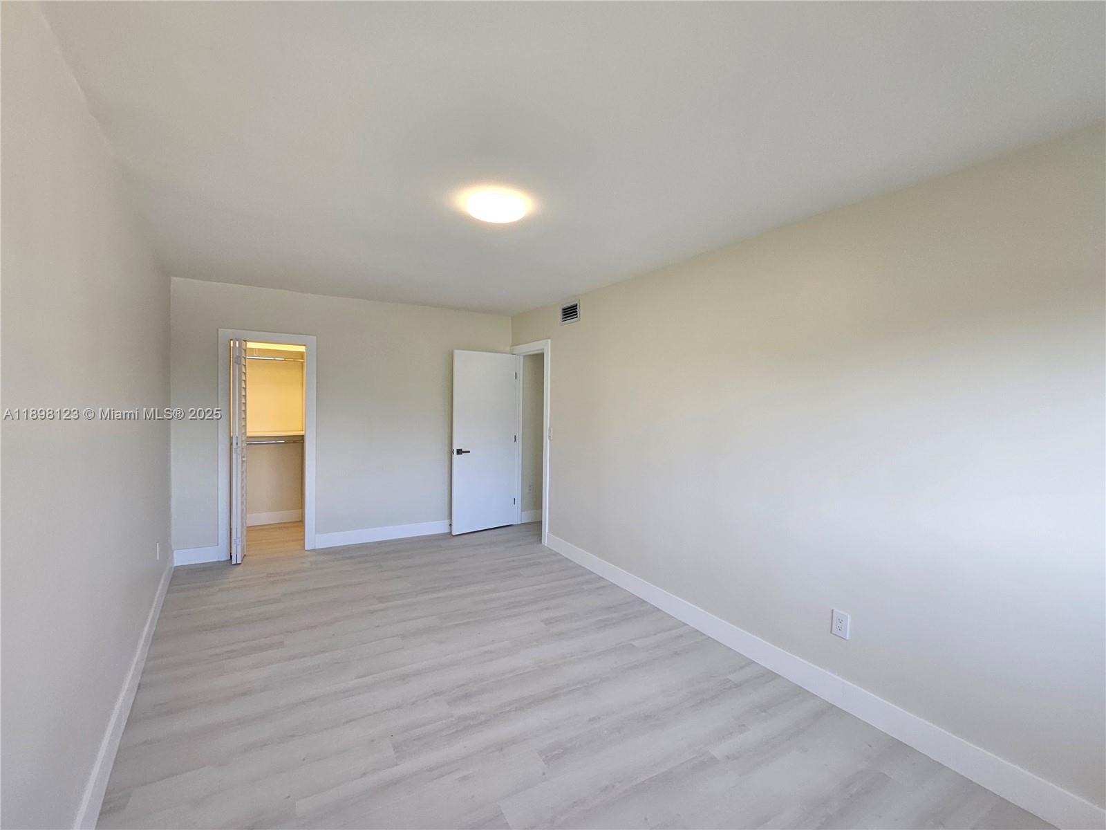 834 Raymond St Miami Beach, FL 33141