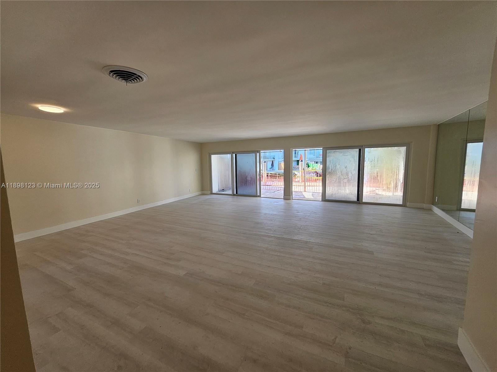 834 Raymond St Miami Beach, FL 33141