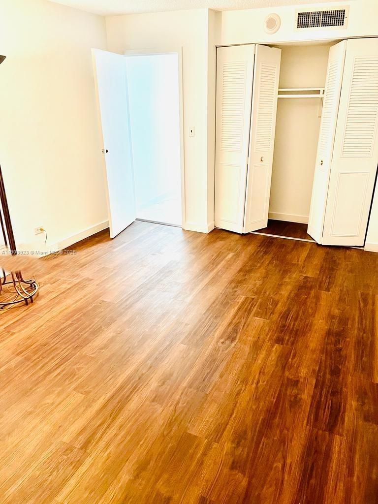 image Winston Towers9