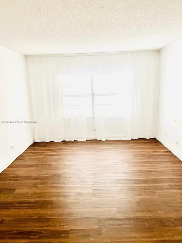 image Winston Towers12