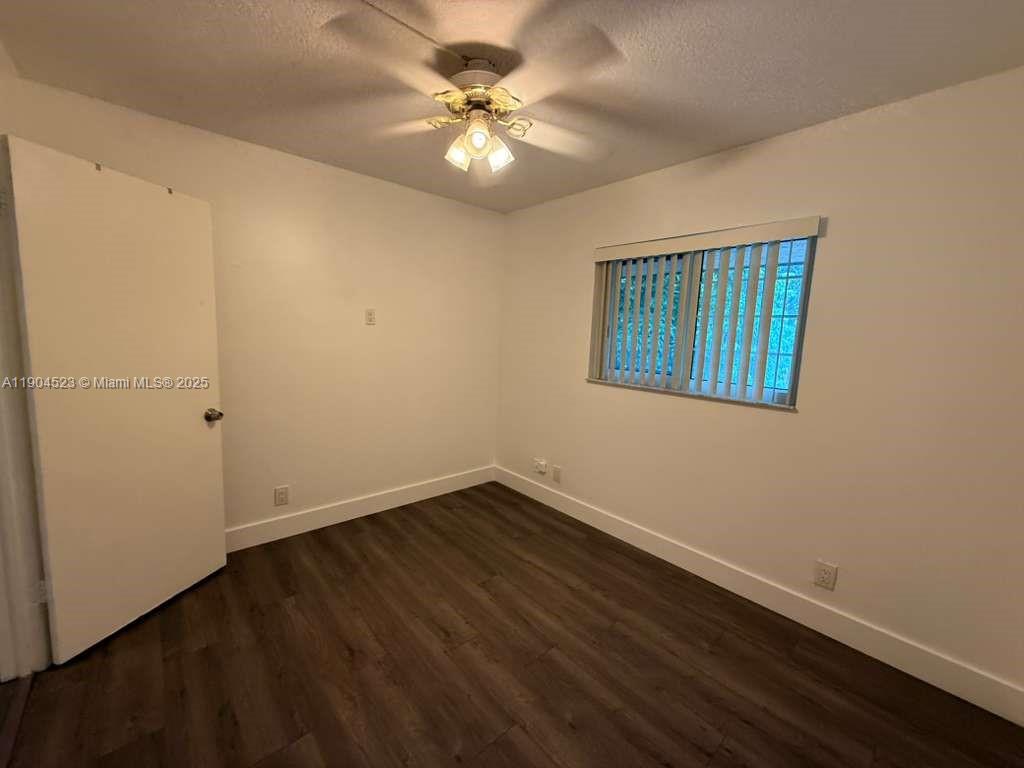 23 N Valencia Dr #2-32 Davie, FL 33324