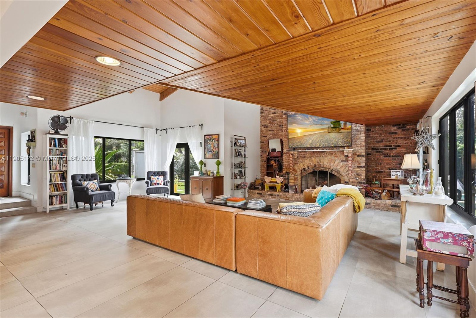 9200 NE 12th Ave Miami Shores, FL 33138