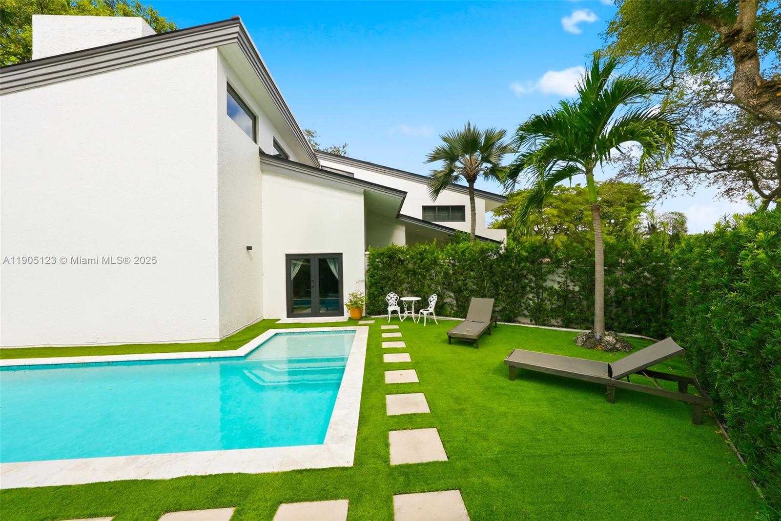 9200 NE 12th Ave Miami Shores, FL 33138