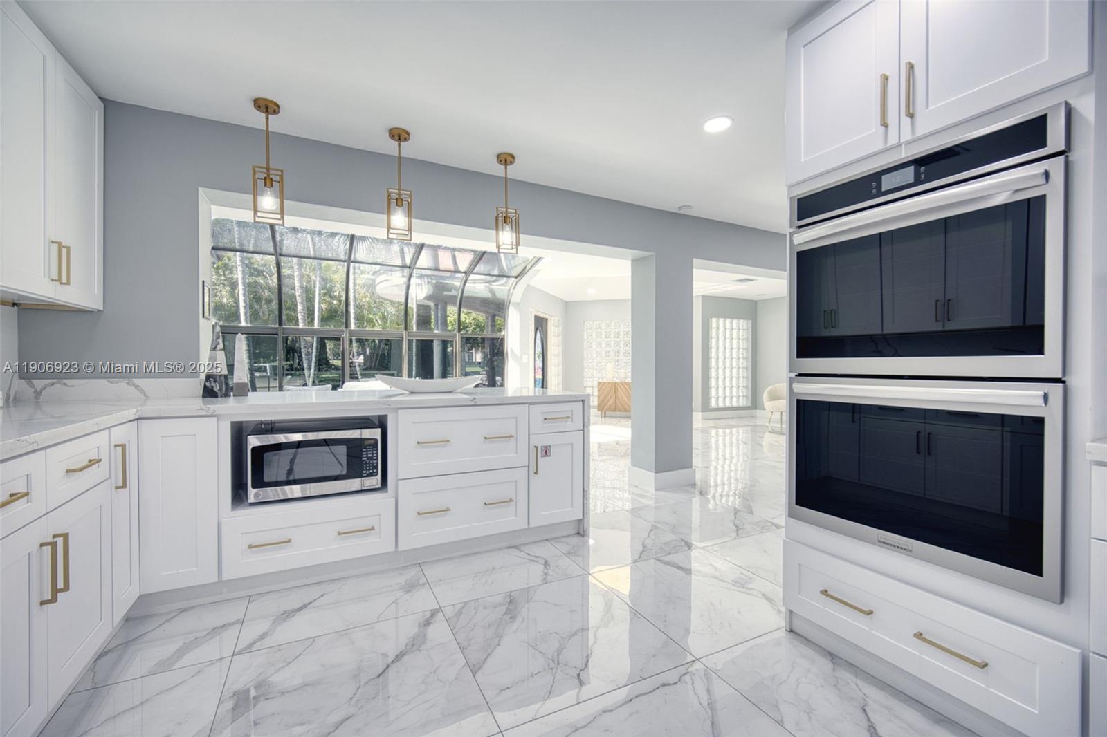 1030 SW 14th Ter Fort Lauderdale, FL 33312