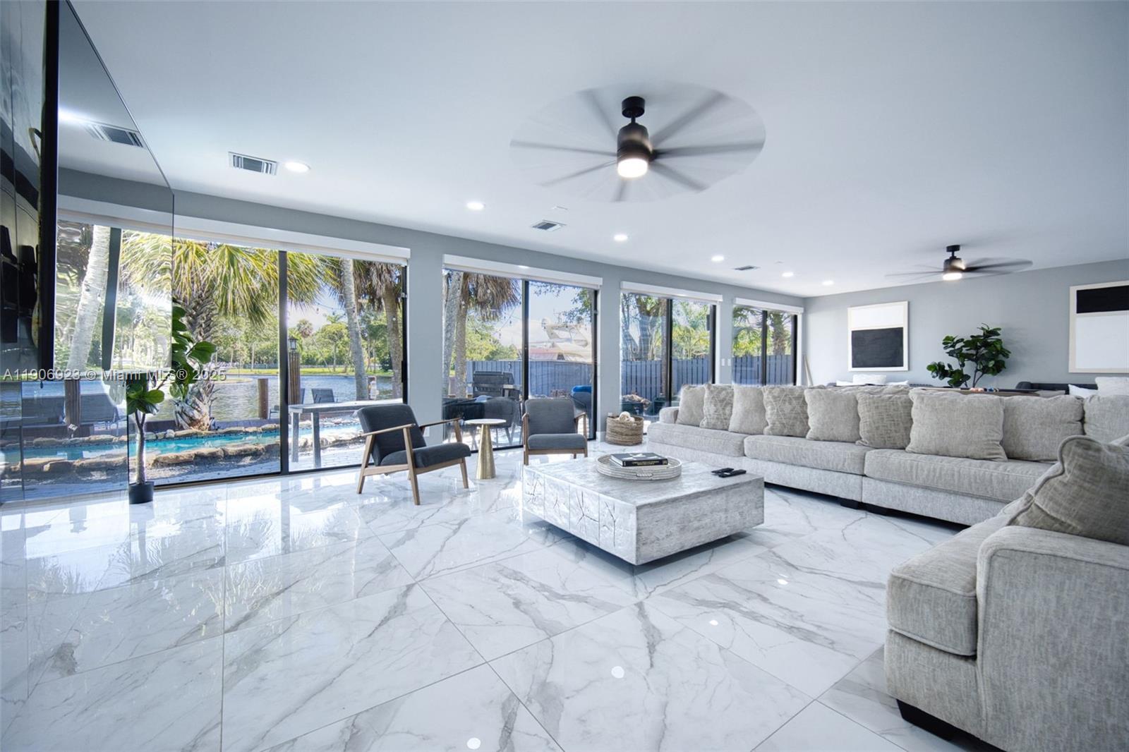 1030 SW 14th Ter Fort Lauderdale, FL 33312