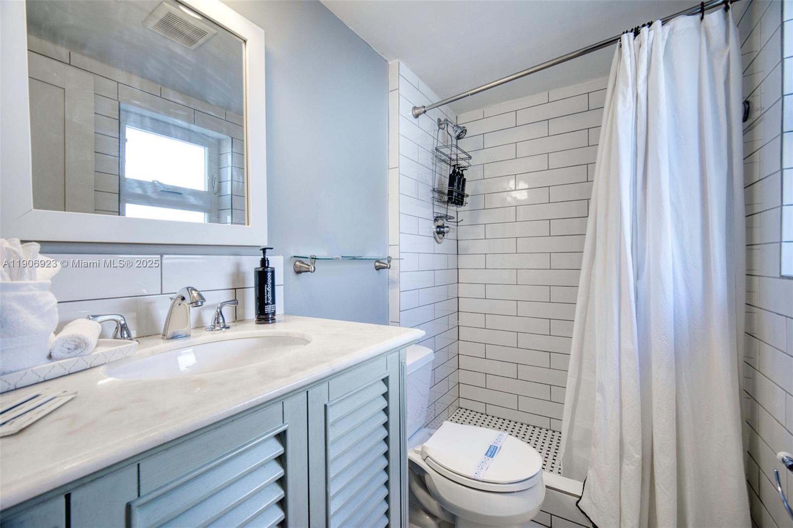 1030 SW 14th Ter Fort Lauderdale, FL 33312