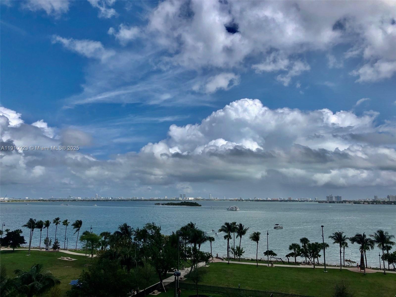 1800 N Bayshore Dr #605 Miami, FL 33132