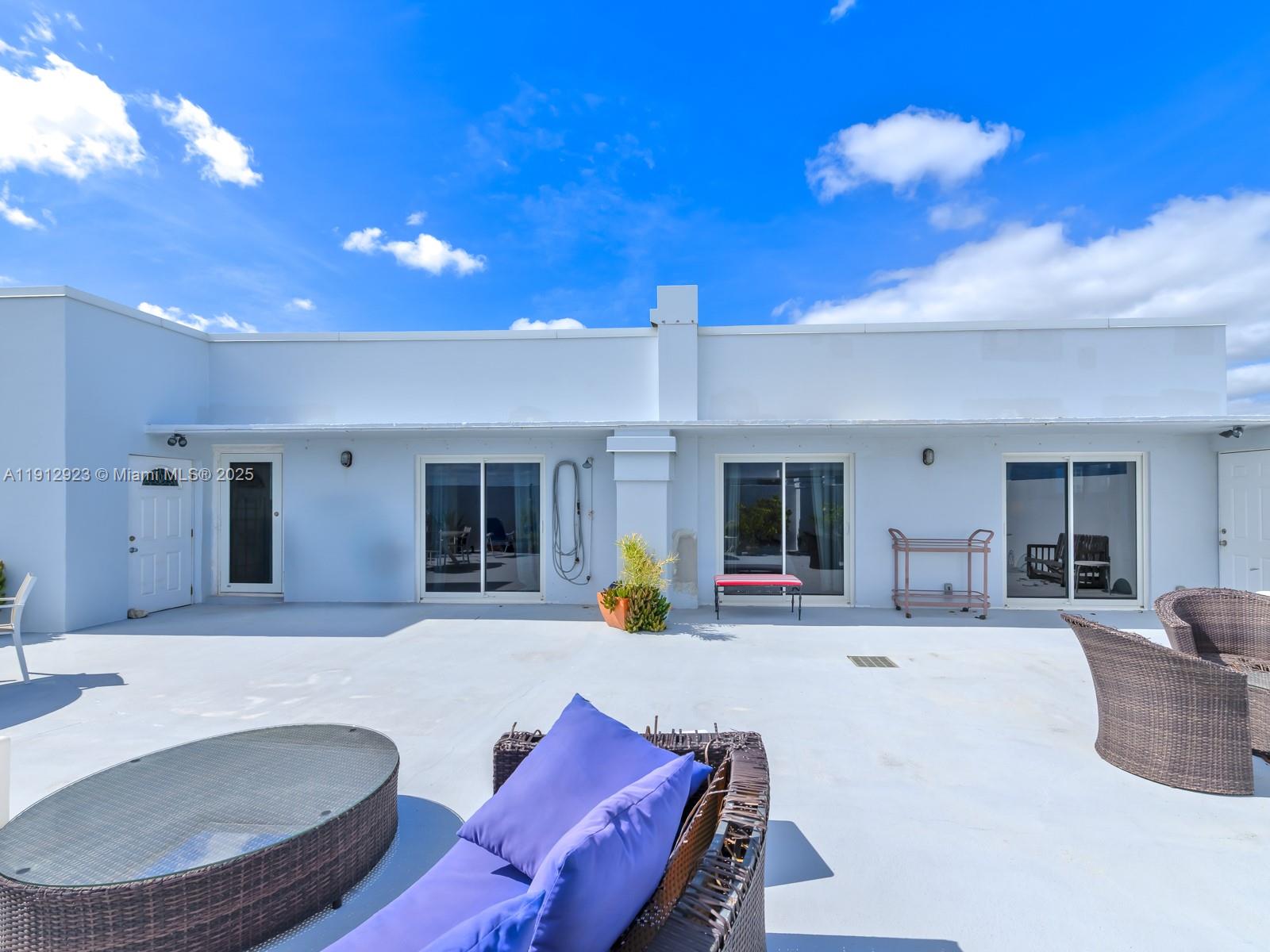 320 S Surf Rd #801 Hollywood, FL 33019