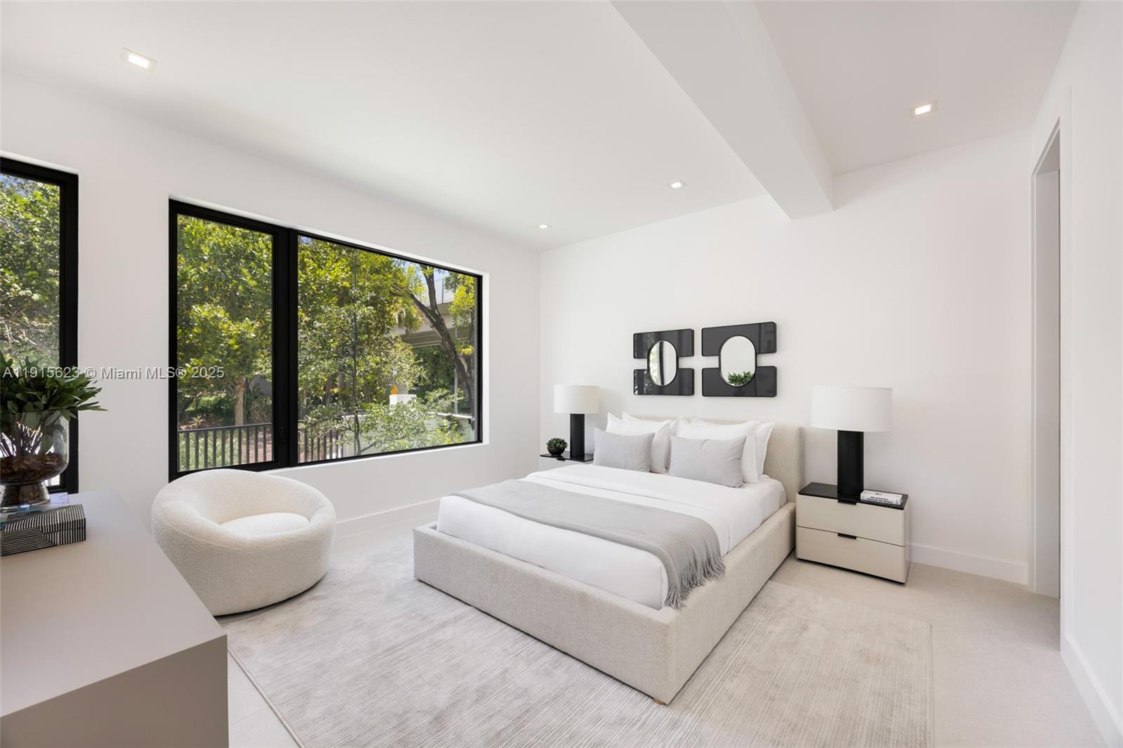 94 SW 28th Rd #3 Miami, FL 33129