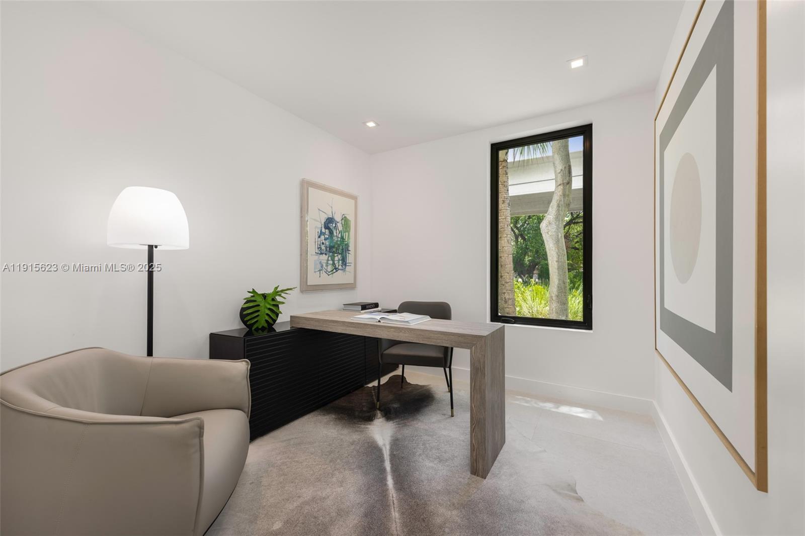 94 SW 28th Rd #3 Miami, FL 33129