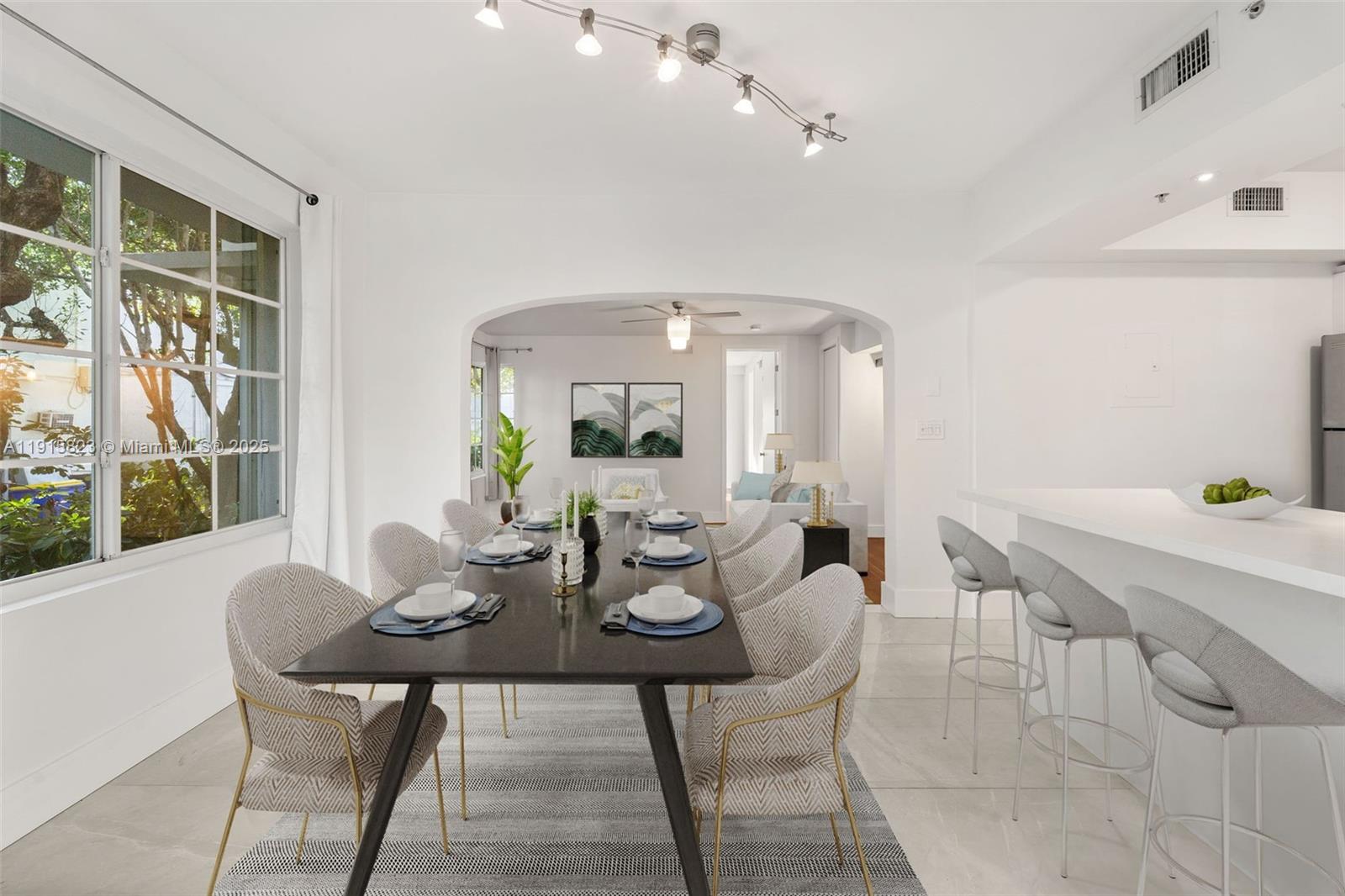 1025 Michigan Ave #1C Miami Beach, FL 33139
