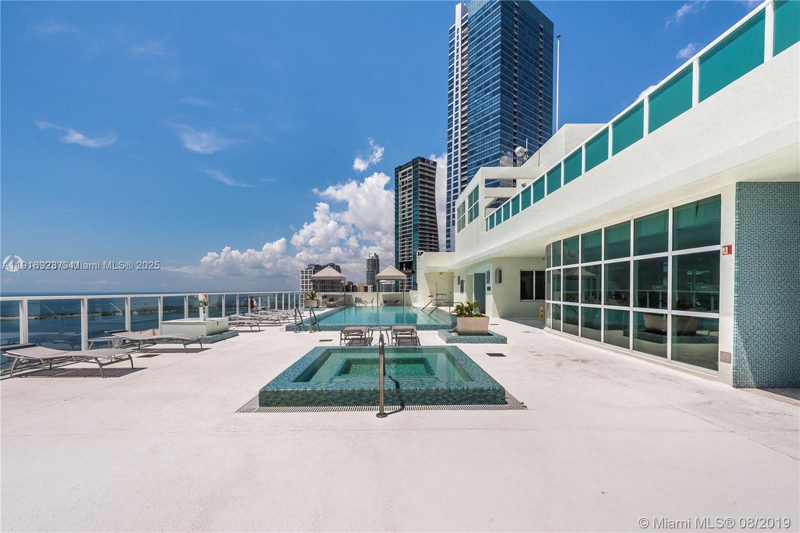 image Emerald at Brickell1