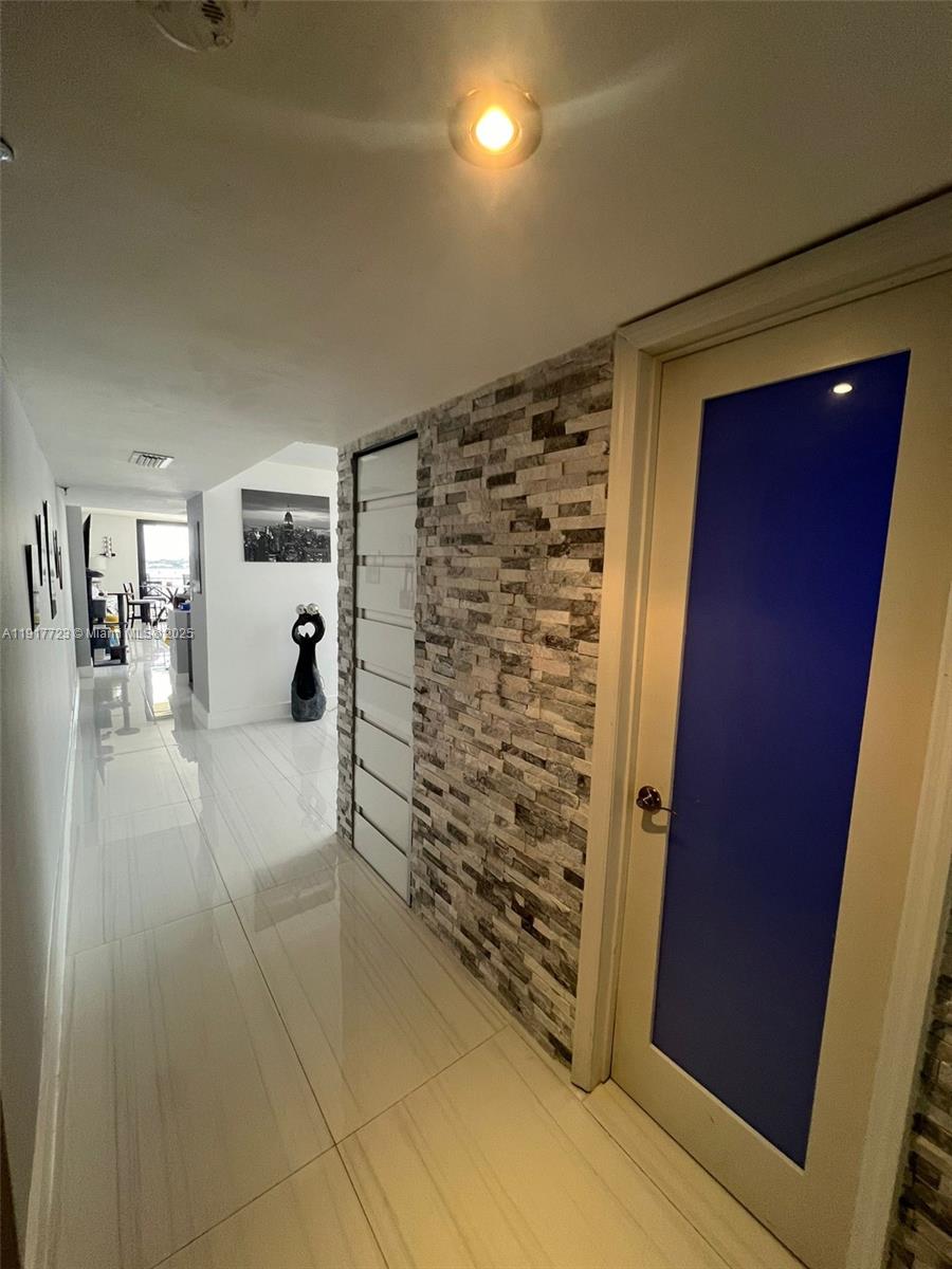 17878 N Bay Rd #507 Sunny Isles Beach, FL 33160