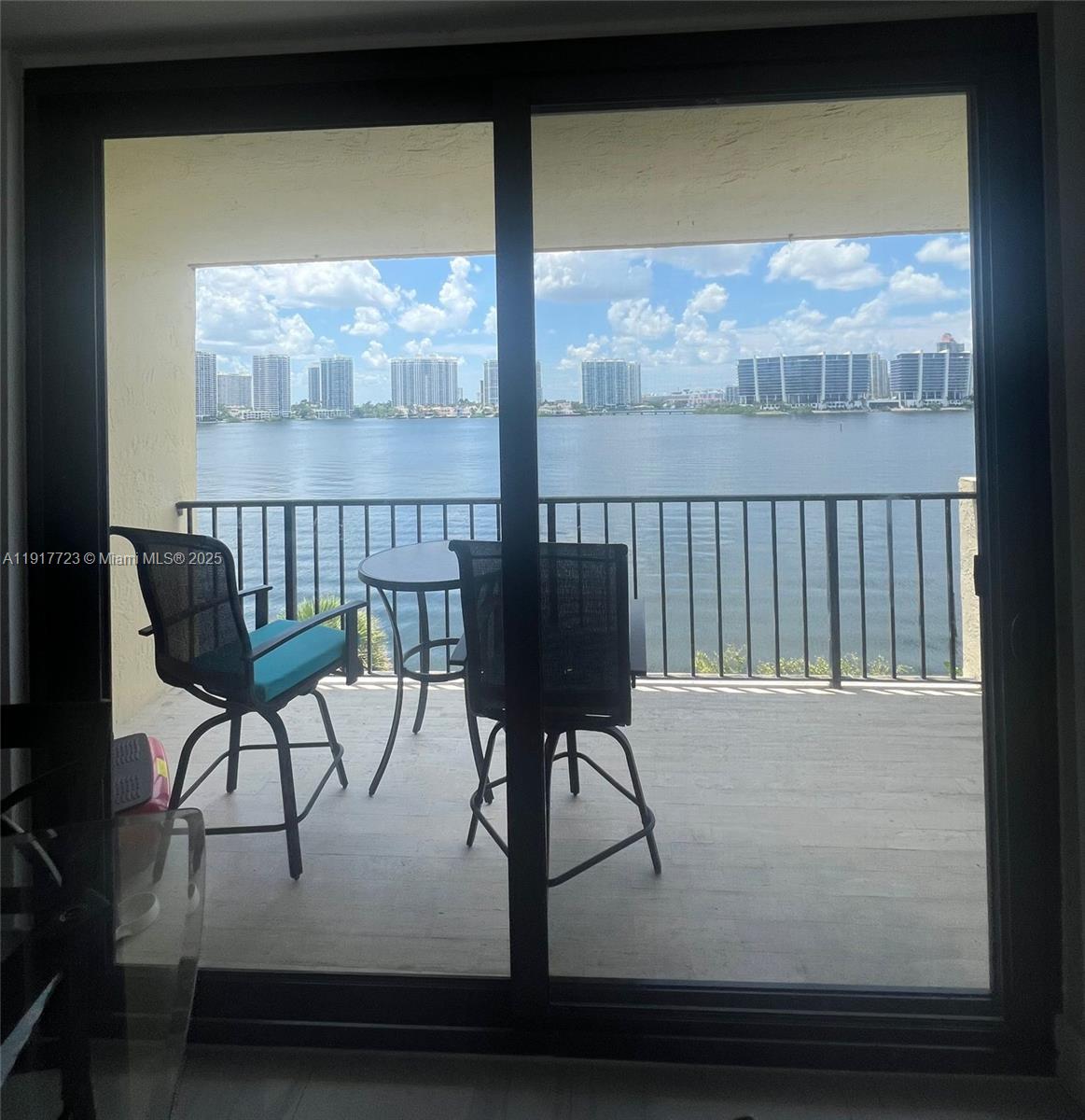 17878 N Bay Rd #507 Sunny Isles Beach, FL 33160