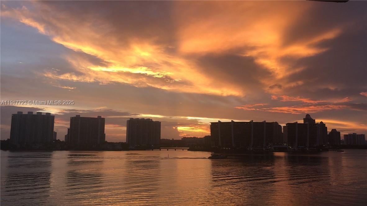 17878 N Bay Rd #507 Sunny Isles Beach, FL 33160