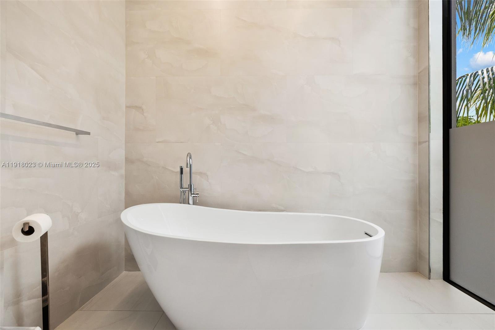 769 NE 77th Ter Miami, FL 33138