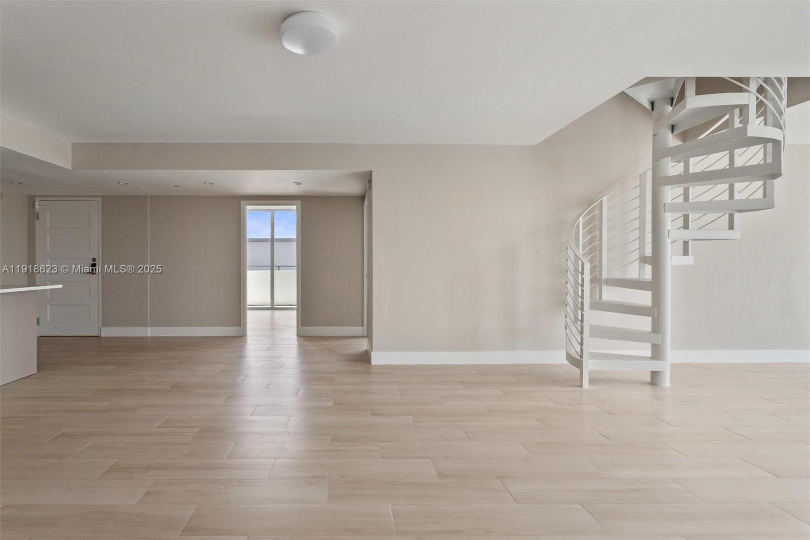 1150 101st St #PH 702 Bay Harbor Islands, FL 33154