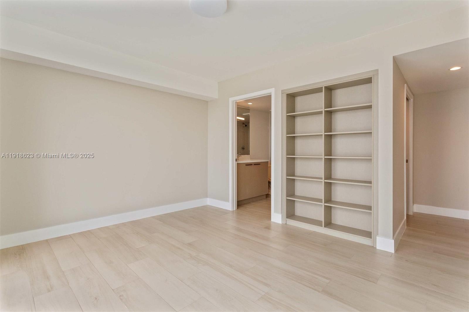 1150 101st St #PH 702 Bay Harbor Islands, FL 33154