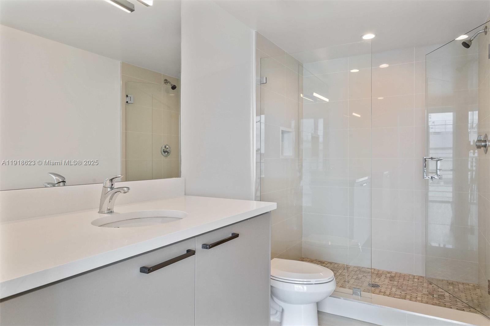 1150 101st St #PH 702 Bay Harbor Islands, FL 33154