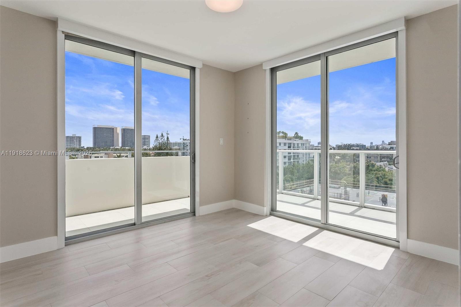 1150 101st St #PH 702 Bay Harbor Islands, FL 33154