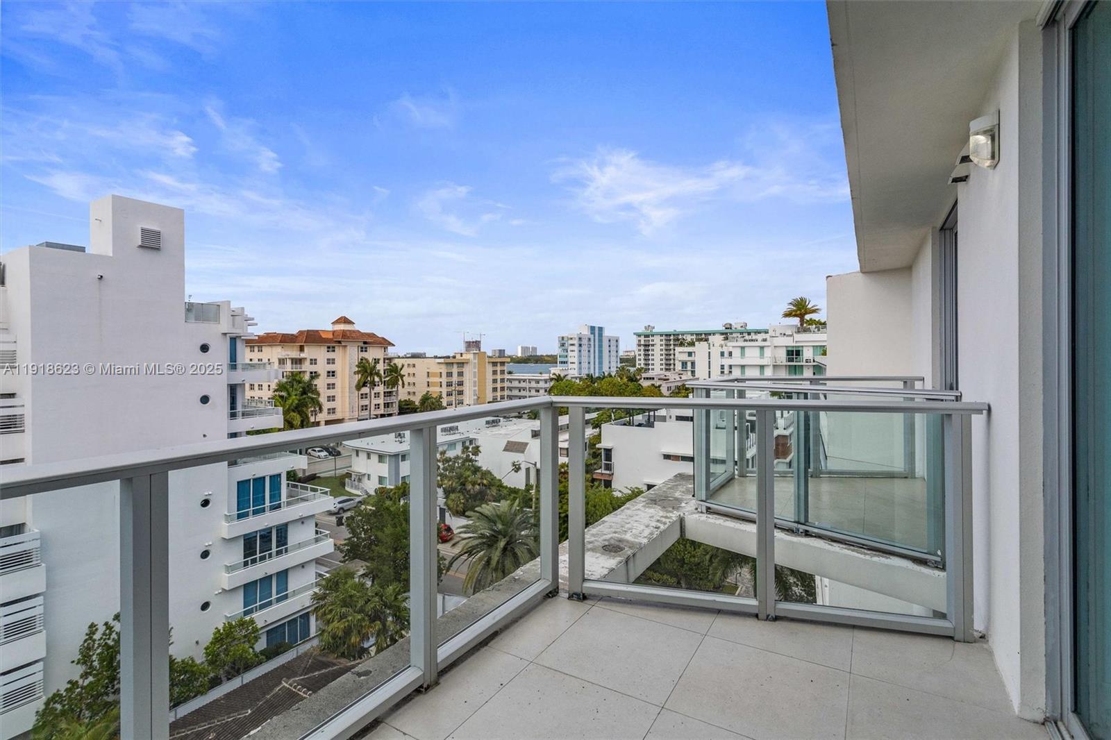 1150 101st St #PH 702 Bay Harbor Islands, FL 33154