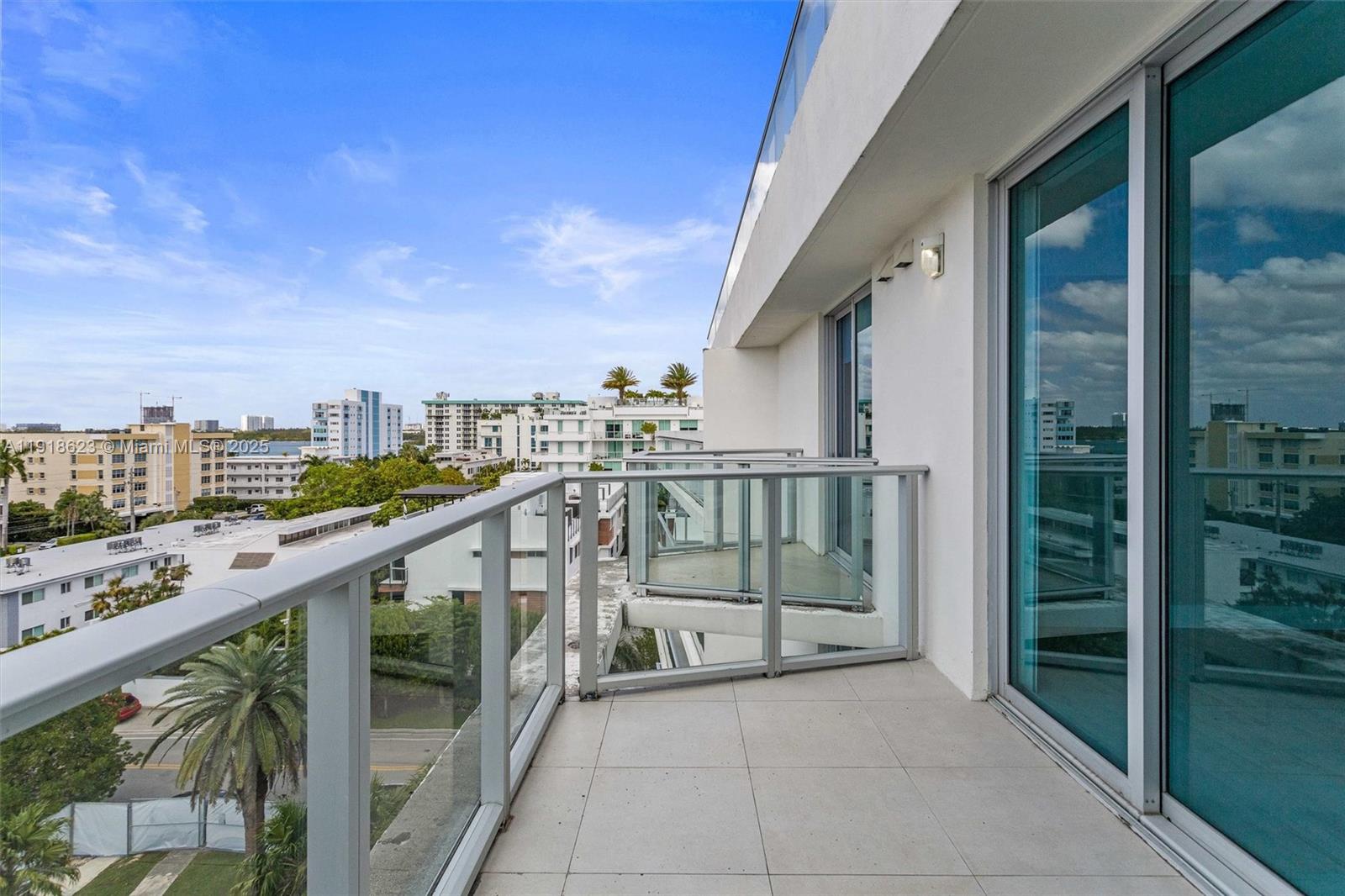 1150 101st St #PH 702 Bay Harbor Islands, FL 33154