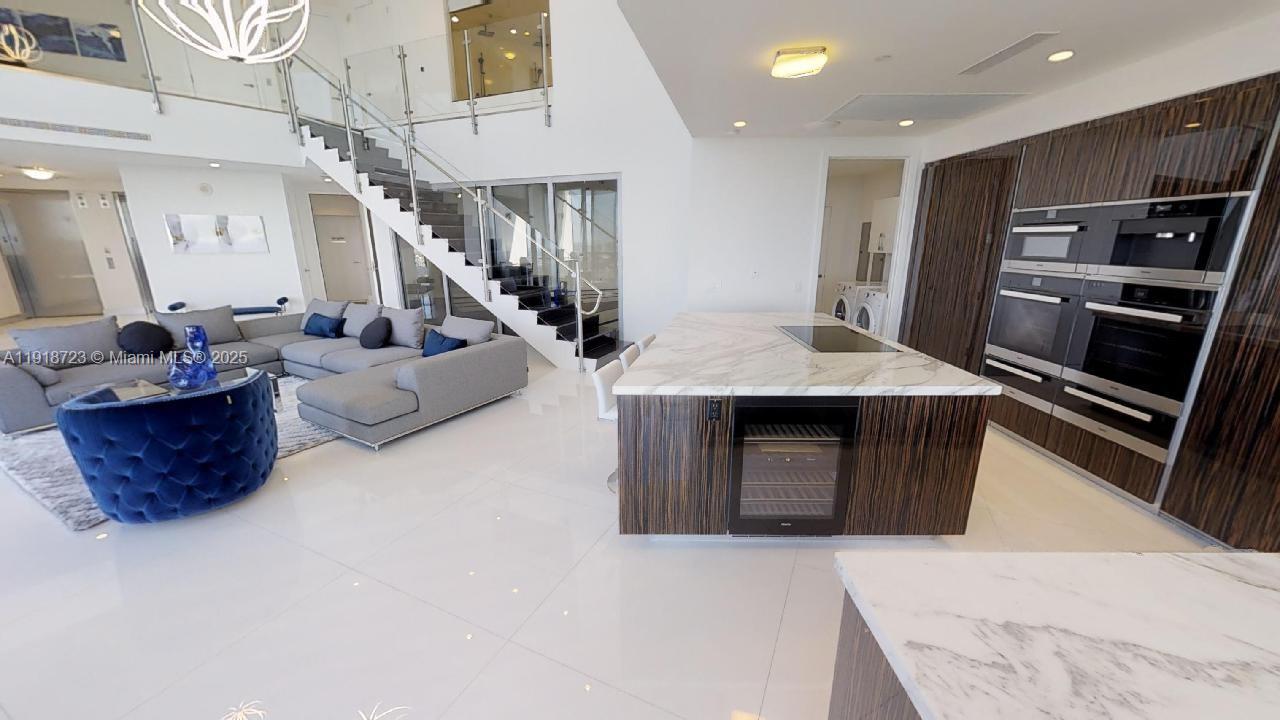 image Porsche Design Tower36