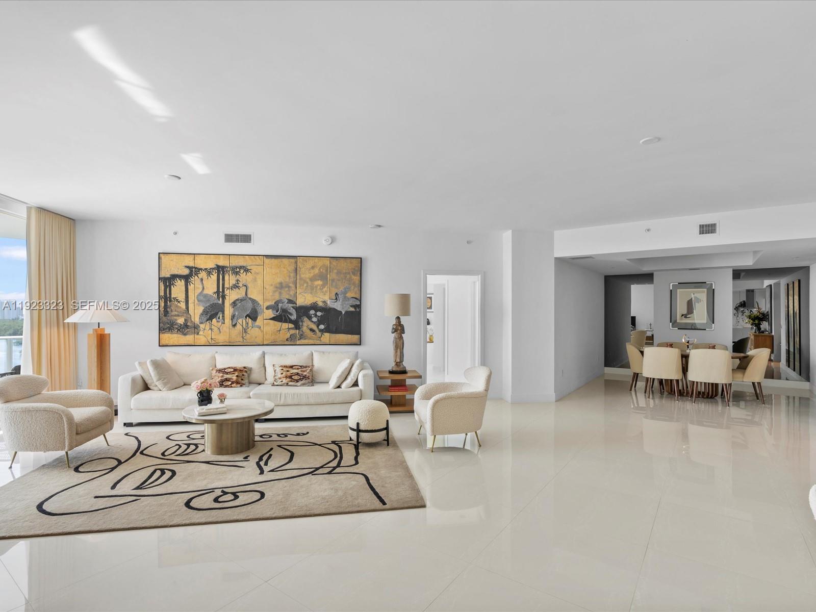 17111 Biscayne Blvd #1104 North Miami Beach, FL 33160