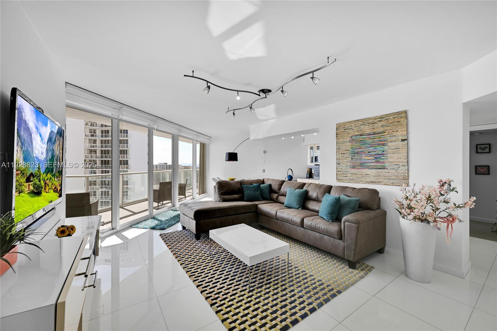 16445 Collins Ave #2228 Sunny Isles Beach, FL 33160