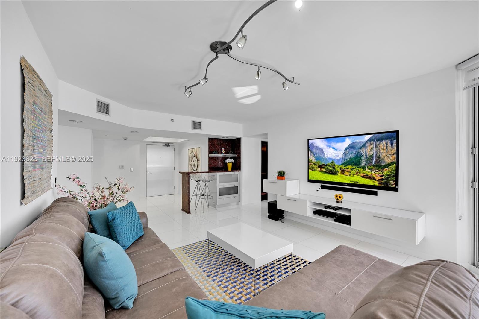 16445 Collins Ave #2228 Sunny Isles Beach, FL 33160