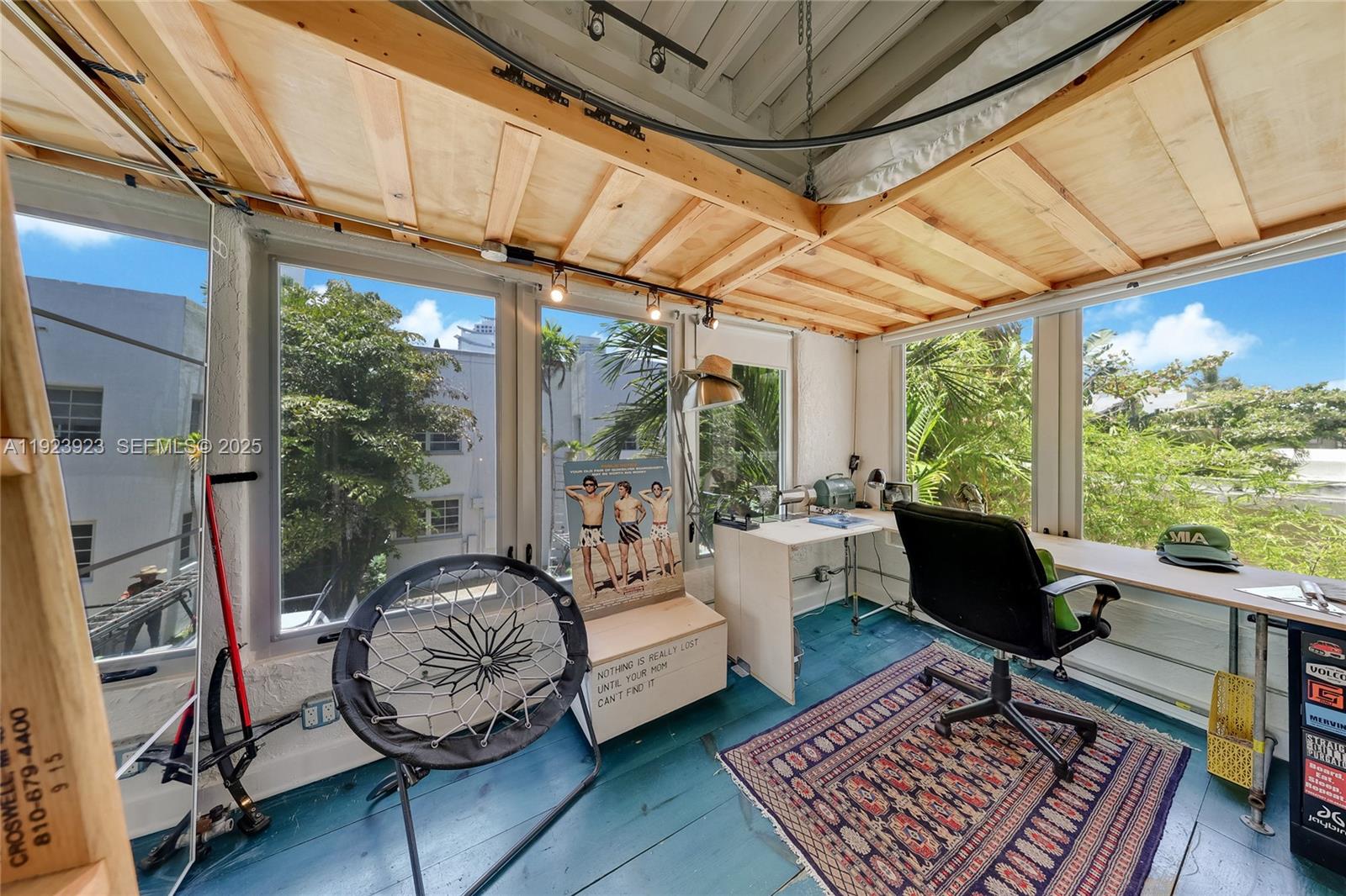 305 Jefferson Ave #5 Miami Beach, FL 33139