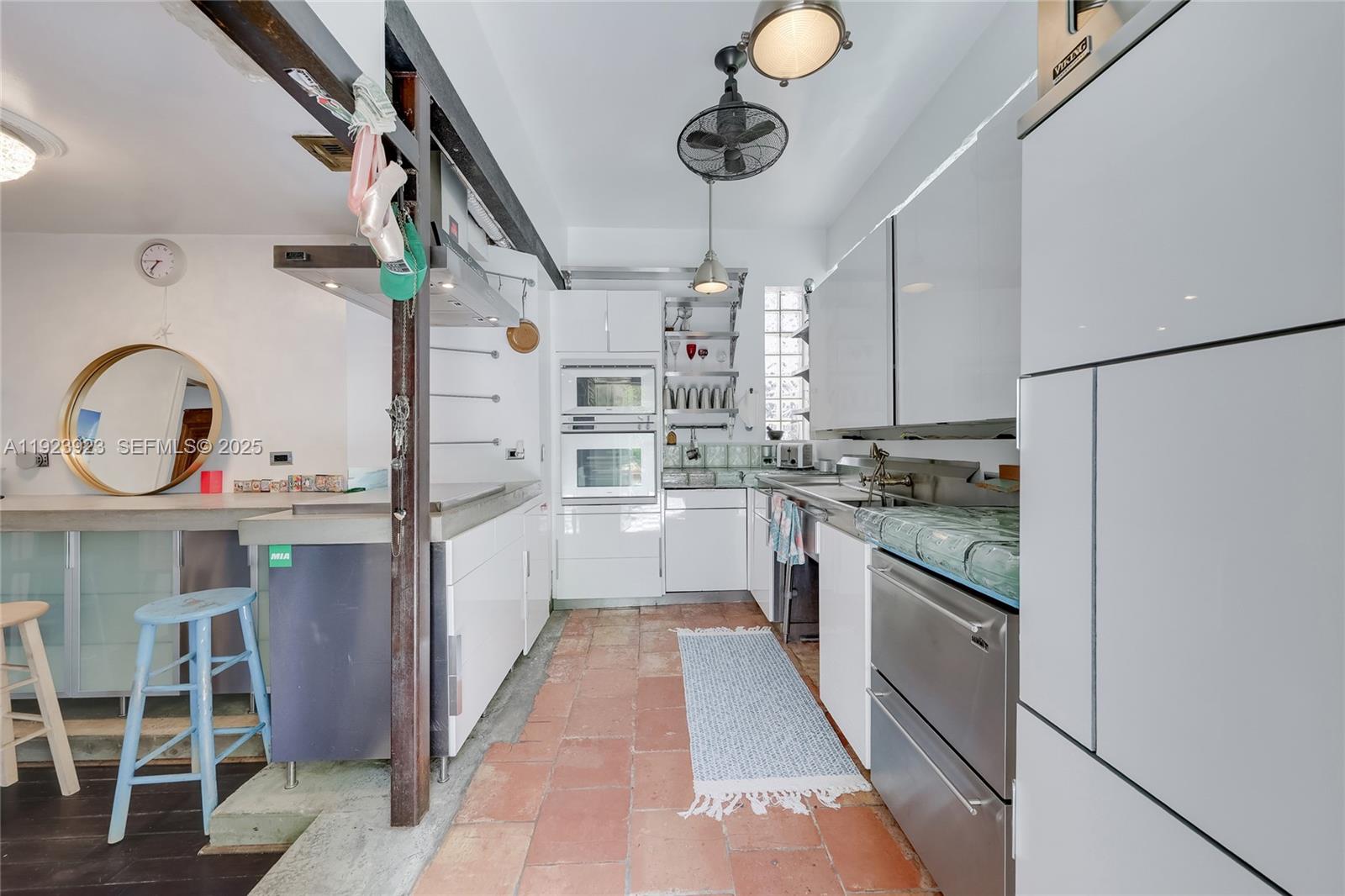 305 Jefferson Ave #5 Miami Beach, FL 33139