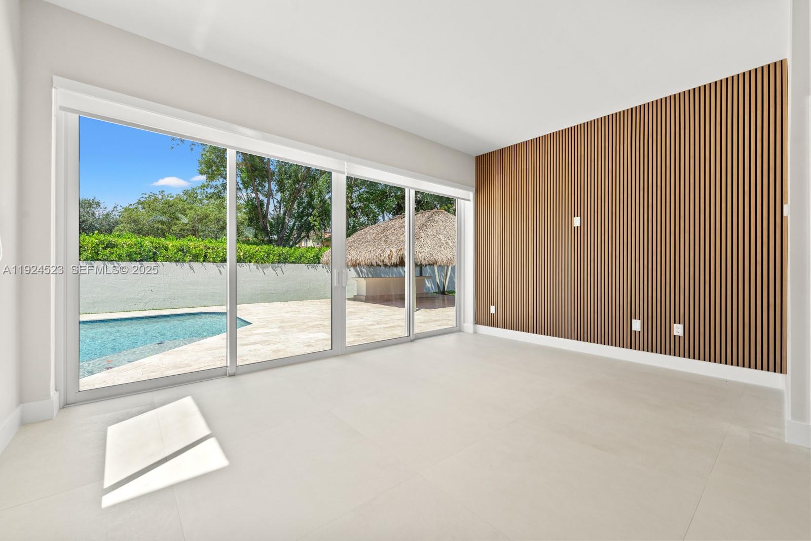 16160 SW 89th Pl Palmetto Bay, FL 33157