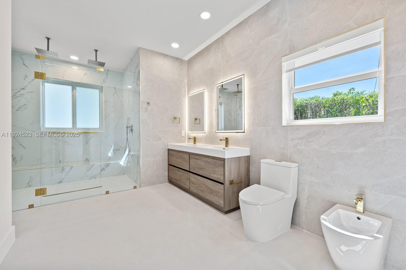 16160 SW 89th Pl Palmetto Bay, FL 33157