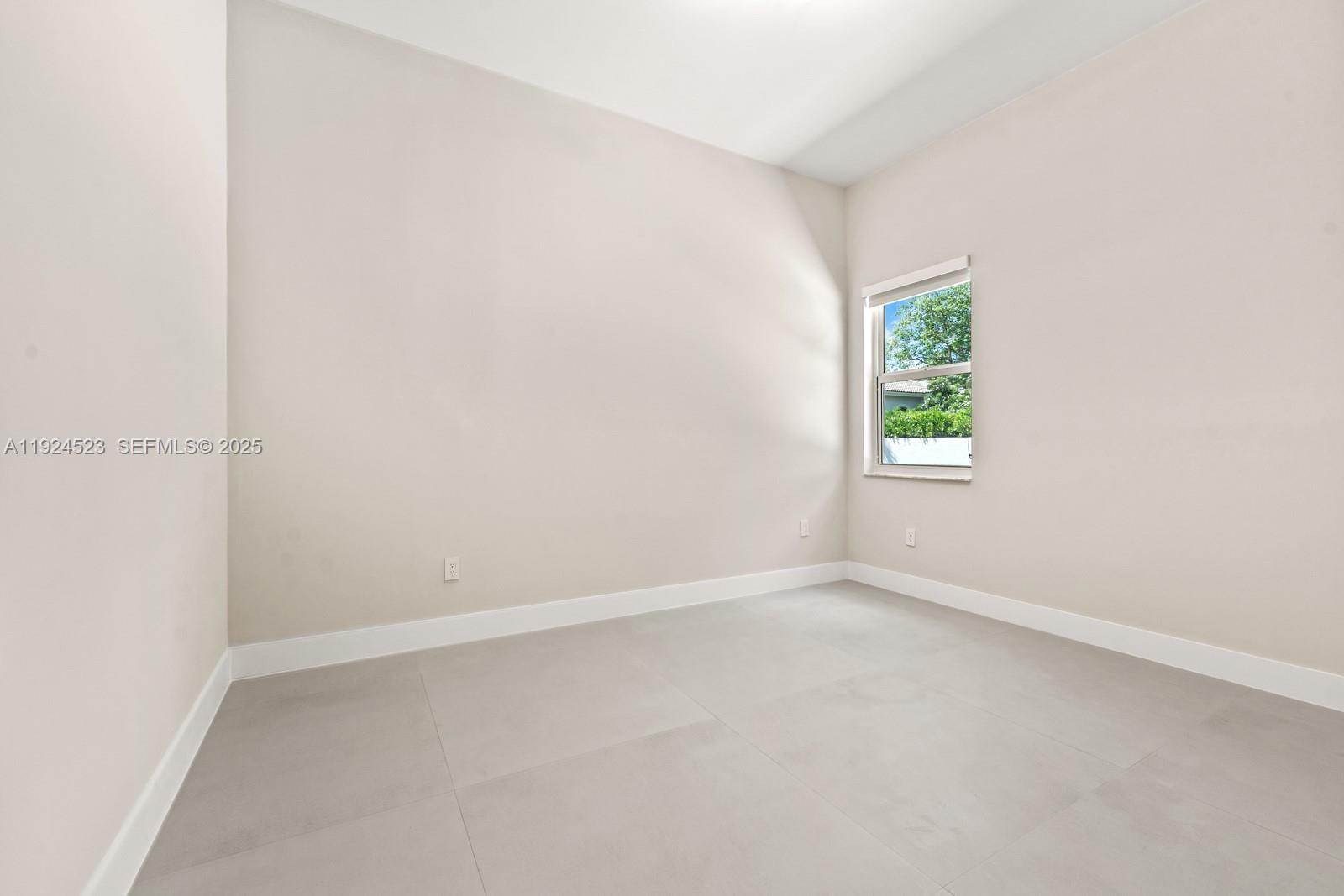 16160 SW 89th Pl Palmetto Bay, FL 33157