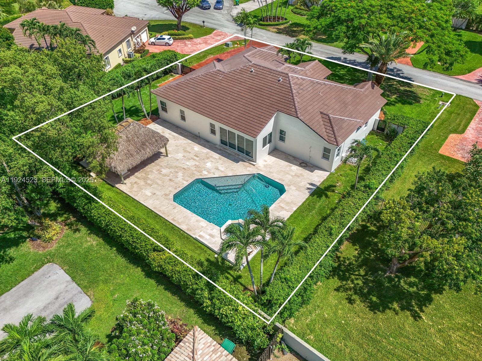 16160 SW 89th Pl Palmetto Bay, FL 33157