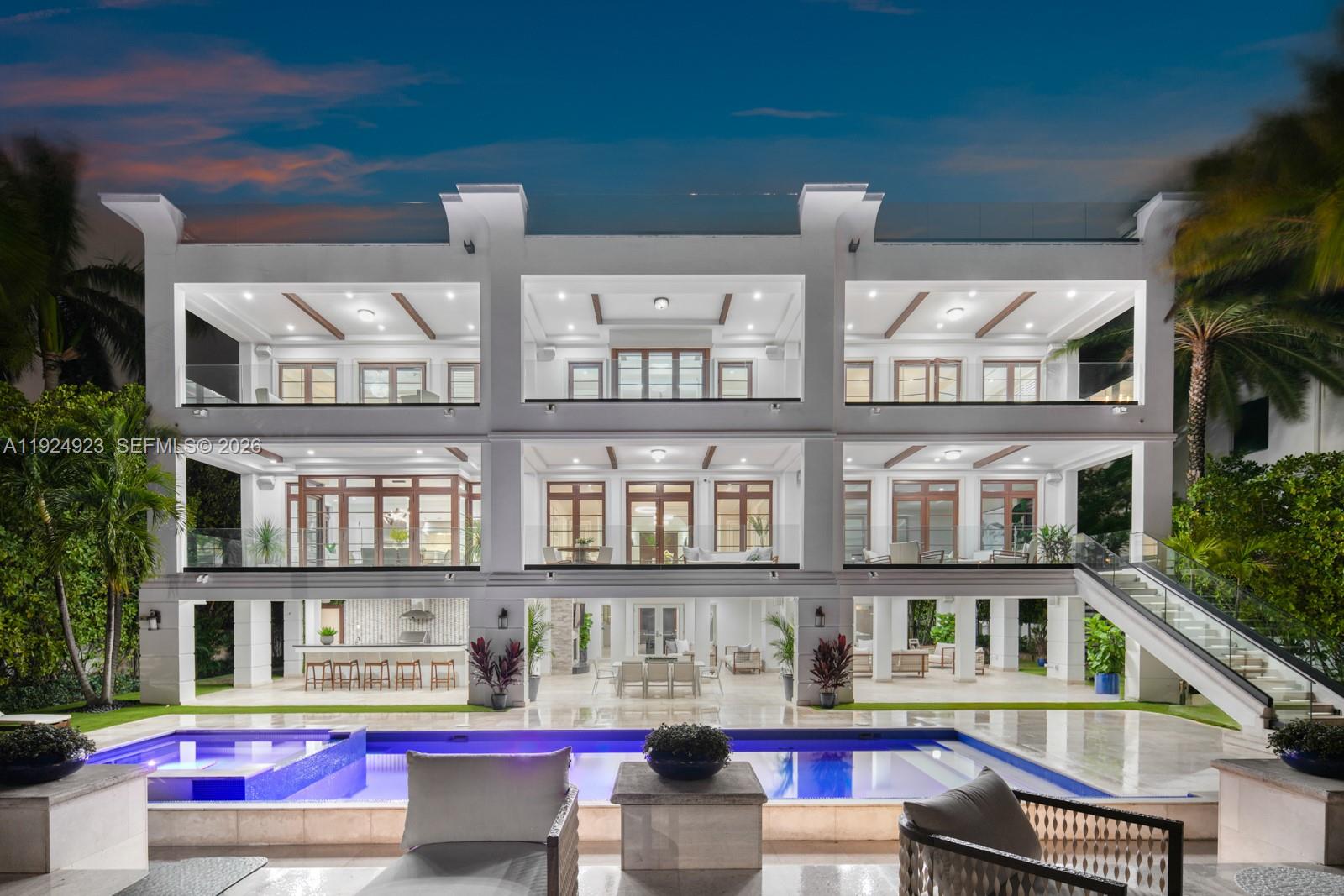 288 S Coconut Ln Miami Beach, FL 33139