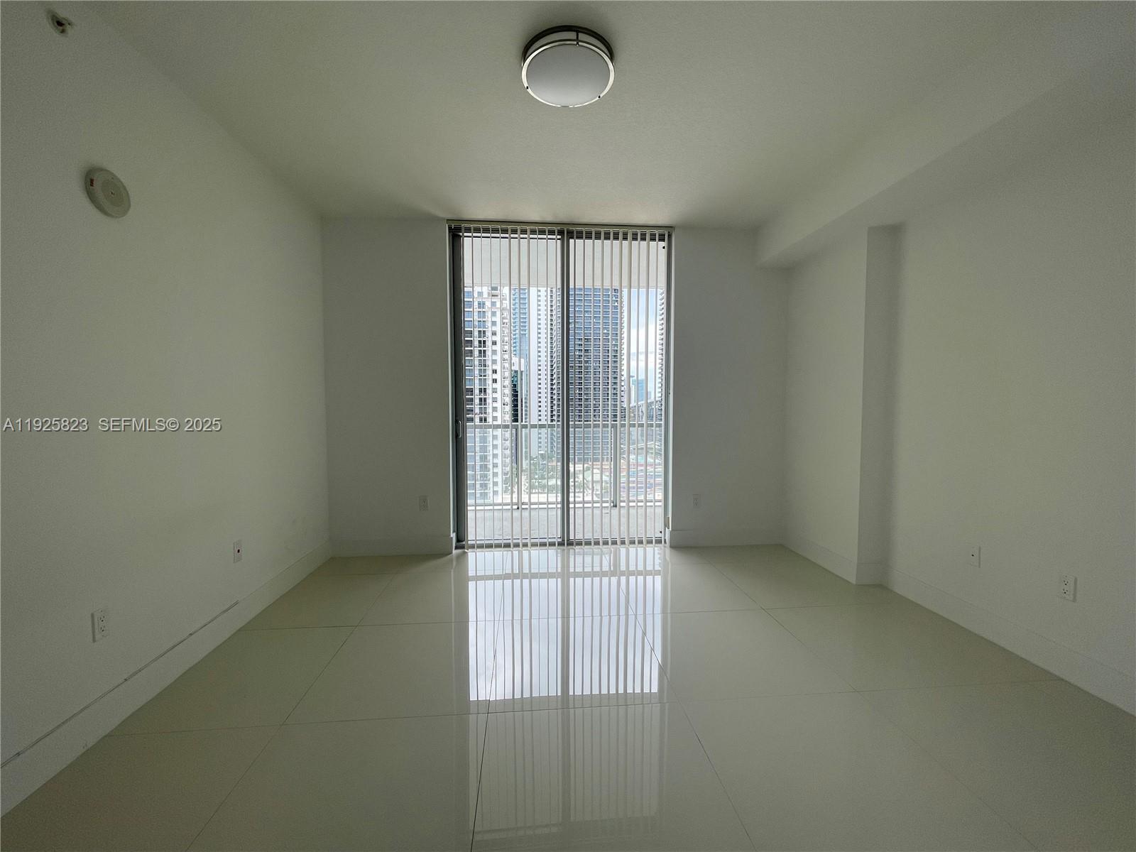 1111 SW 1st Ave #2524-N Miami, FL 33130