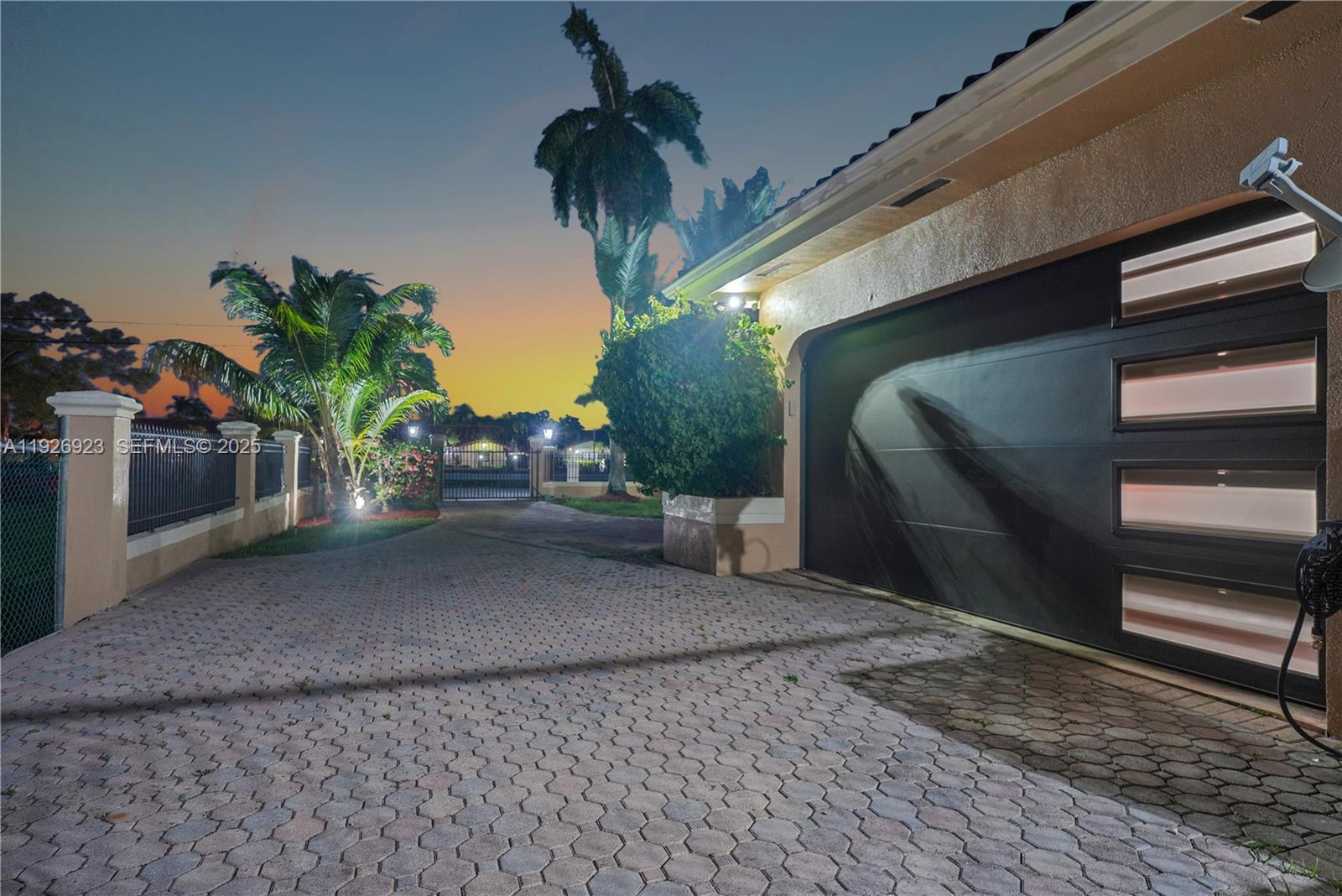 3001 SW 132nd Ave Miami, FL 33175