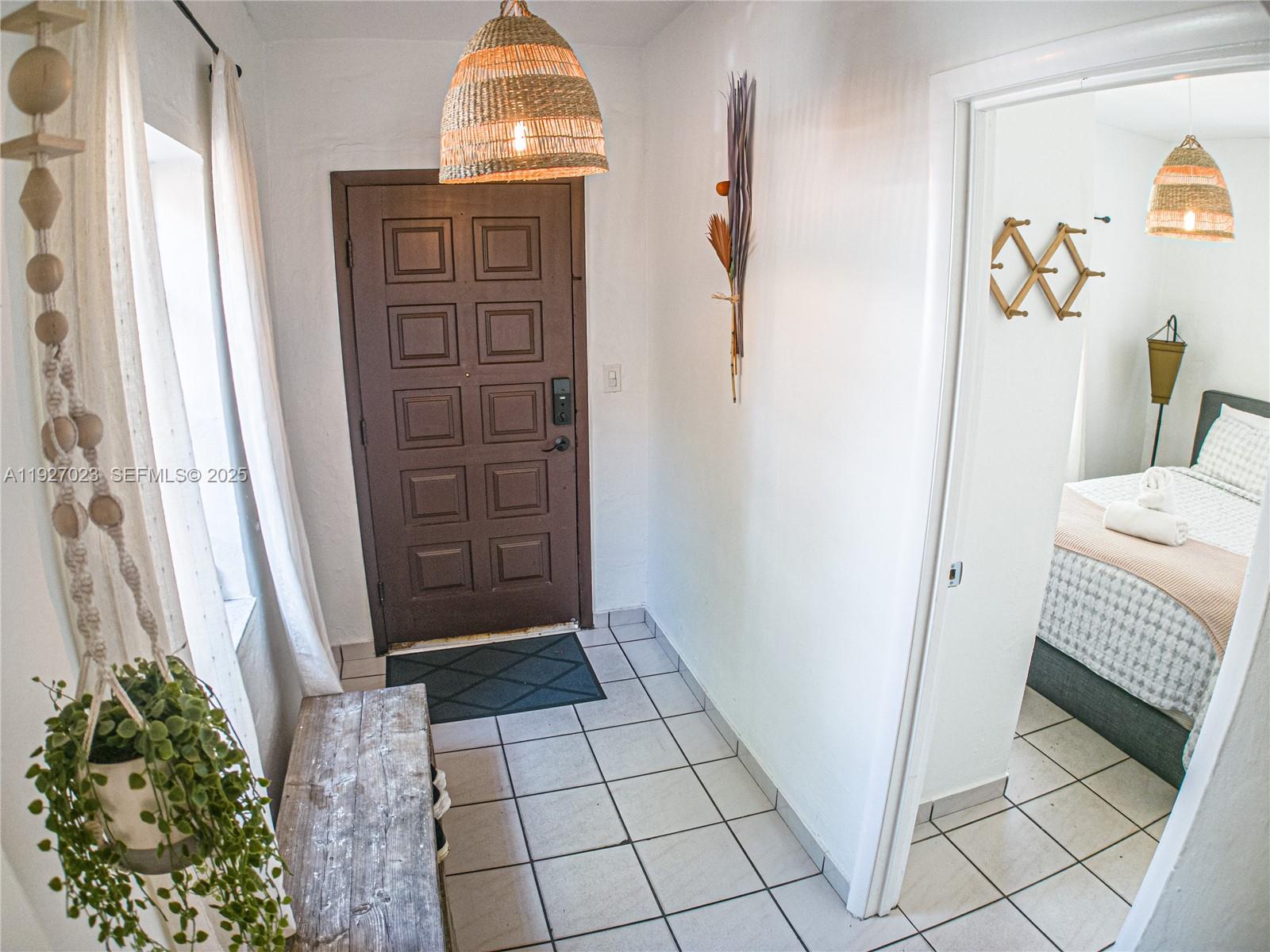 1872 SW 9th St Miami, FL 33135