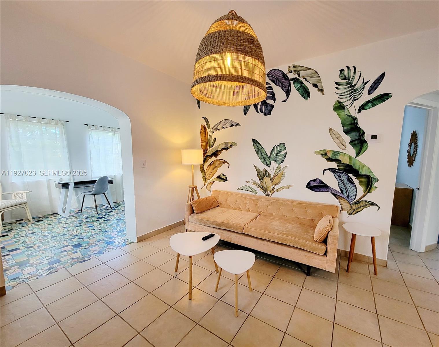 1872 SW 9th St Miami, FL 33135