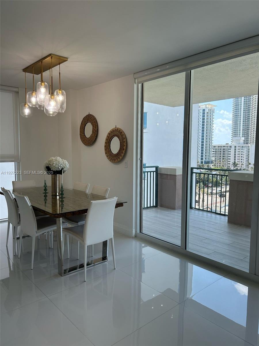 17555 Atlantic Blvd #1001 Sunny Isles Beach, FL 33160