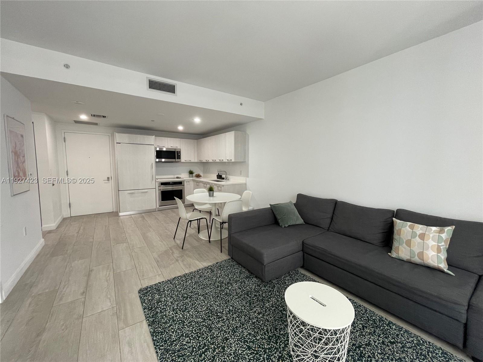 image Brickell Heights East1