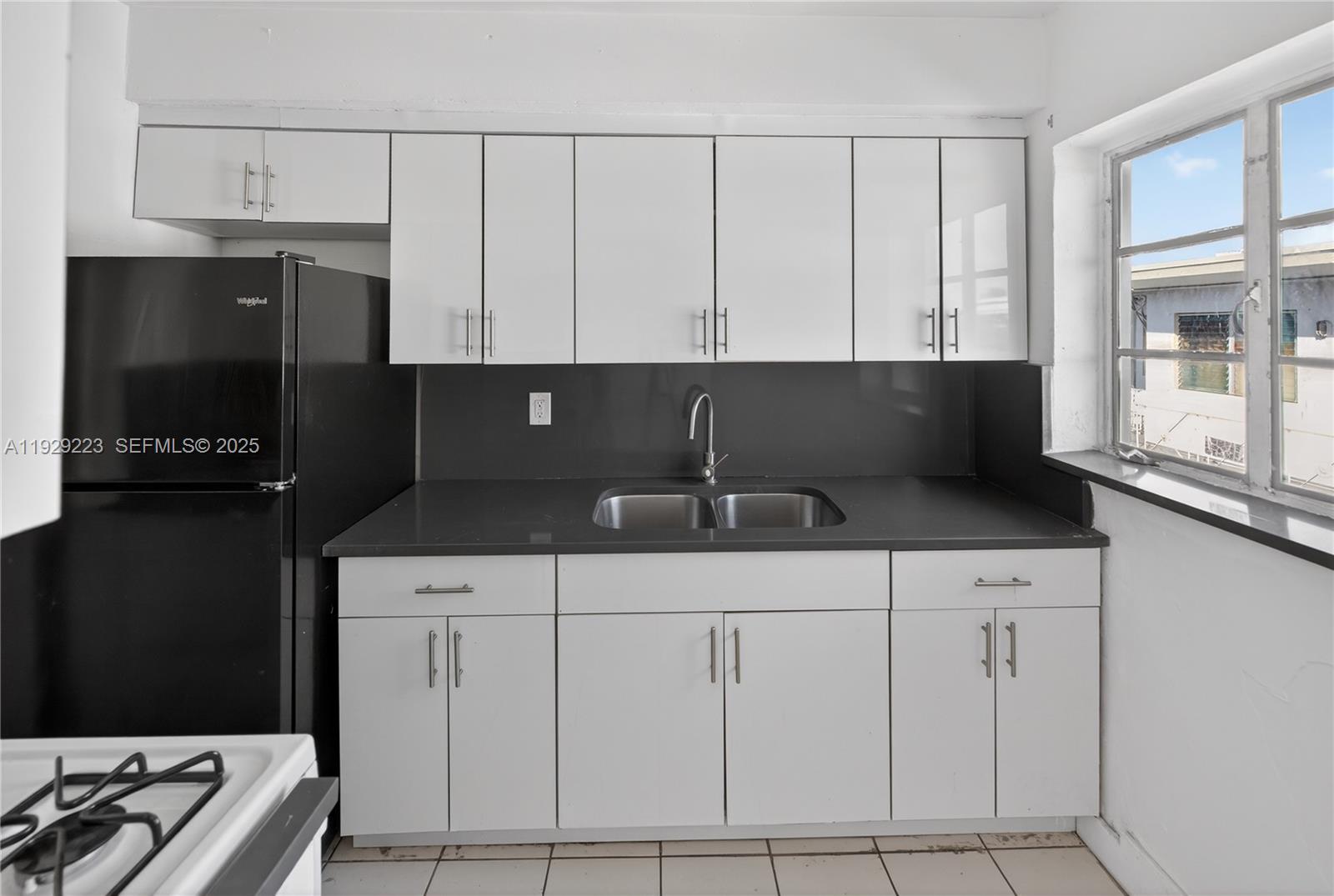 1135 Marseille Dr #3 Miami Beach, FL 33141