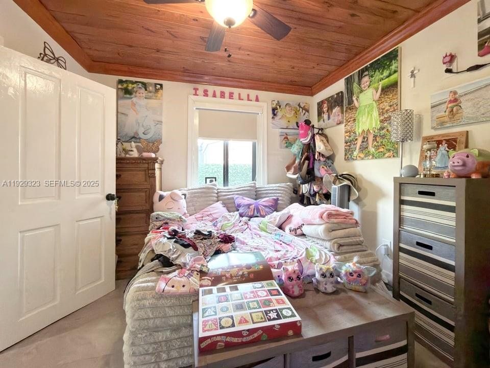 2241 SW 26th St Miami, FL 33133